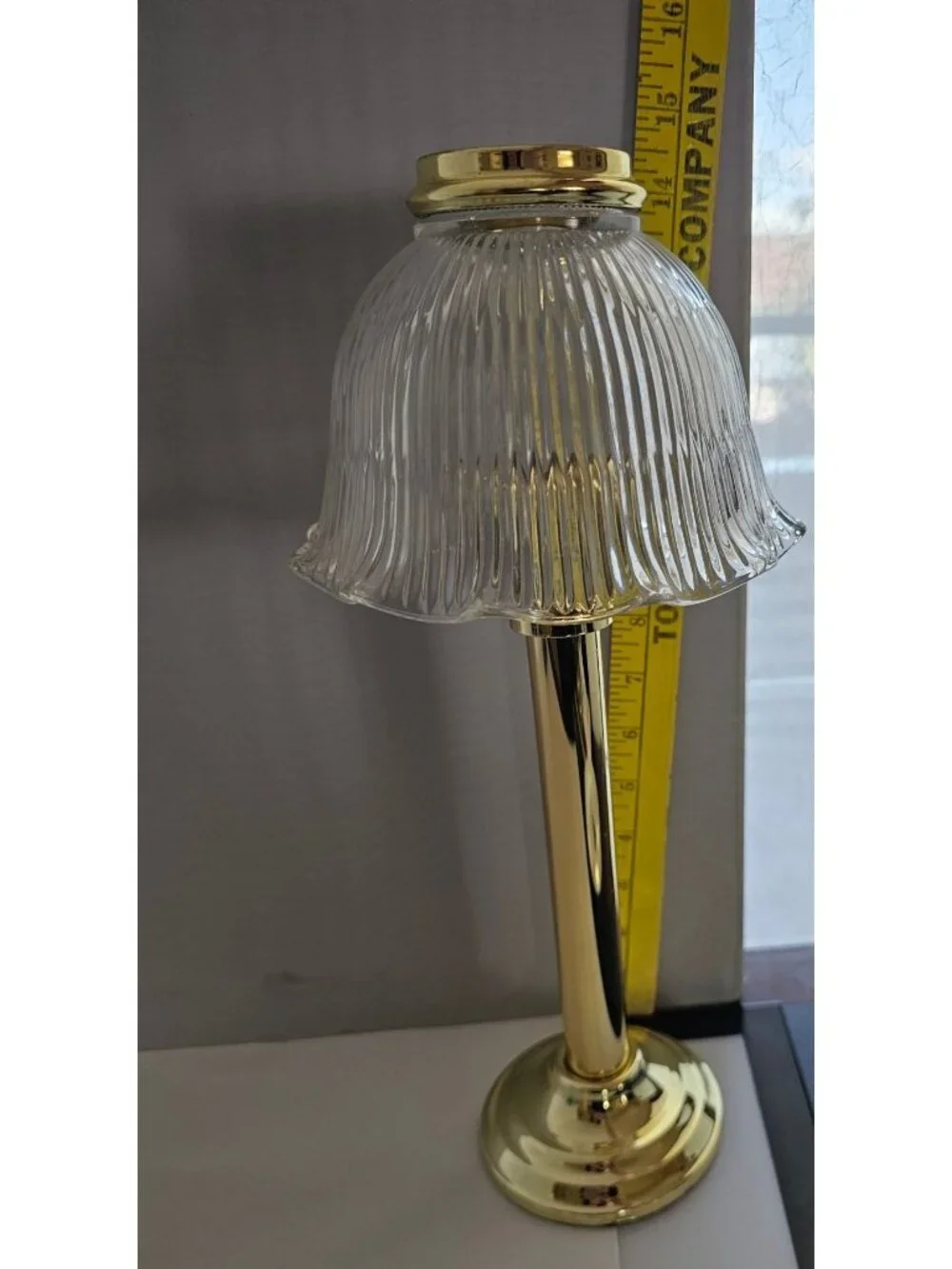 PartyLite Library Candle Lamp candleholder vintage brass retired ruffled 14.5" - Picture 5 of 10